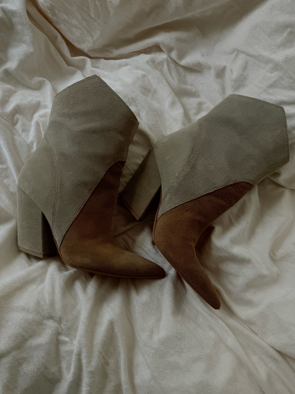Dolce Vita V-Nestly Taupe Multi Suede Booties